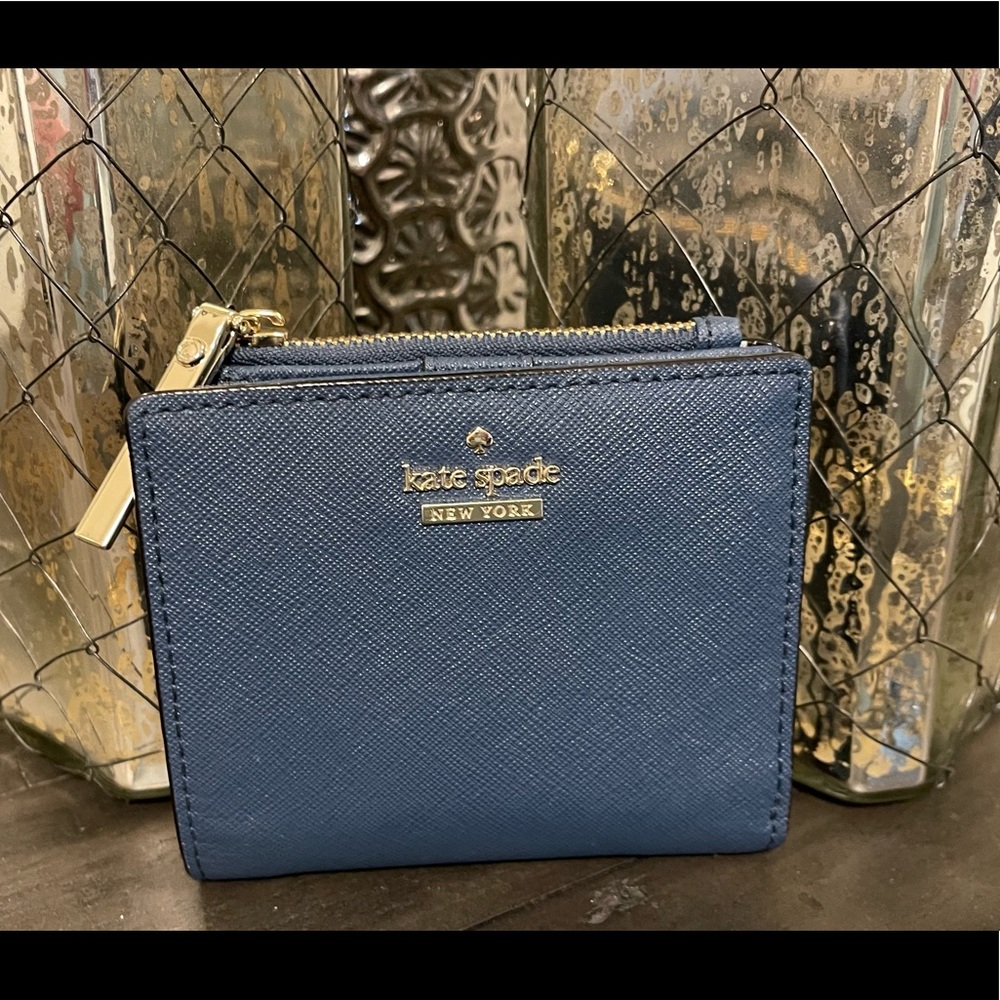 Kate Spade compact wallet